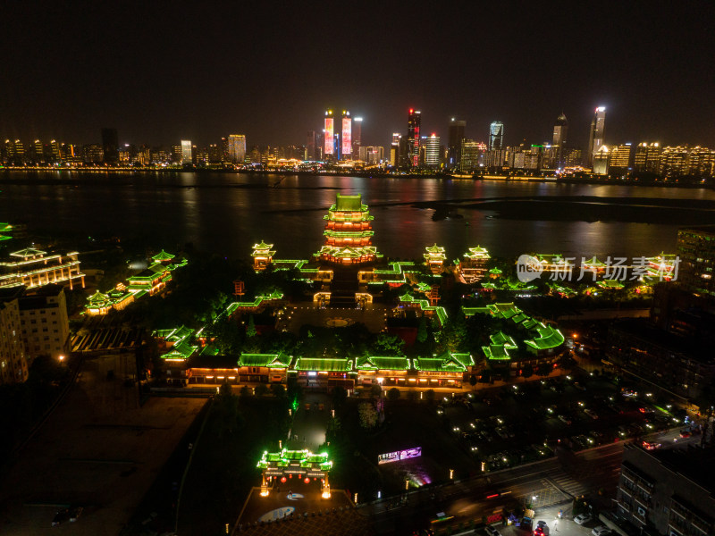 江西南昌滕王阁景区夜景