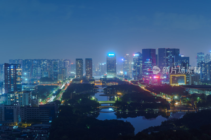 佛山礌岗公园魁星阁眺望千灯湖城市繁华夜景