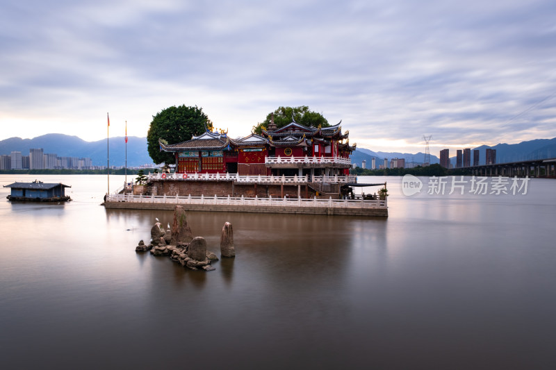 江中的寺庙·福州金山寺