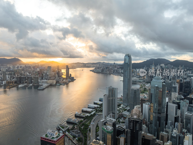 香港维多利亚港CBD中环夜景日出高空航拍