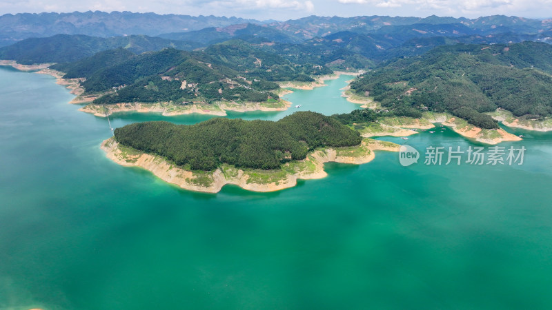 夏日贵州万峰湖