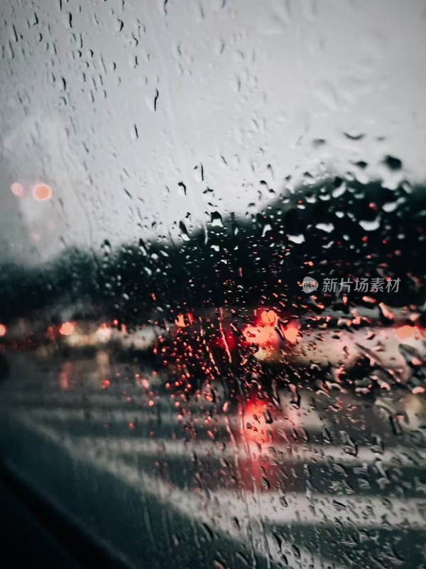 摄影-晚上下雨后的视野