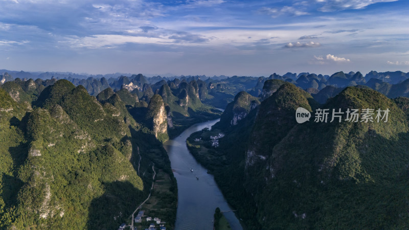 广西省桂林市喀斯特地貌山水风景