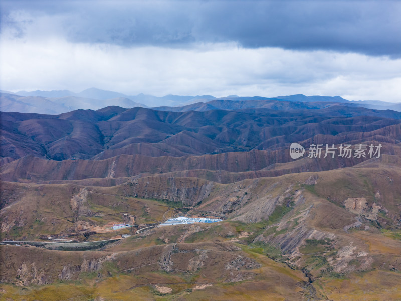 川西理塘格聂自然风景