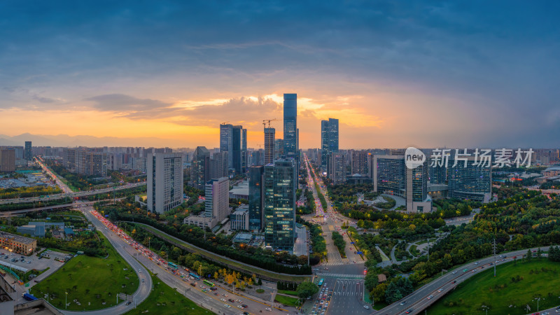 航拍暮色中的城市全景夕阳晚霞西安