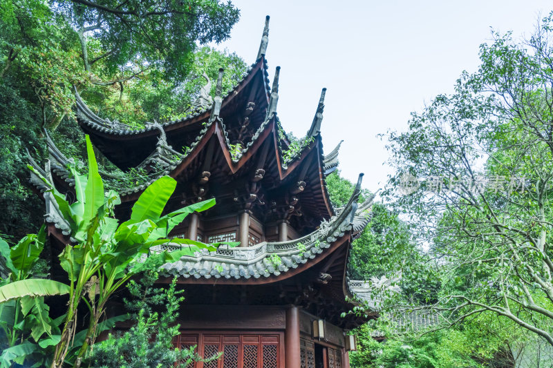 杭州飞来峰韬光寺古建筑风景