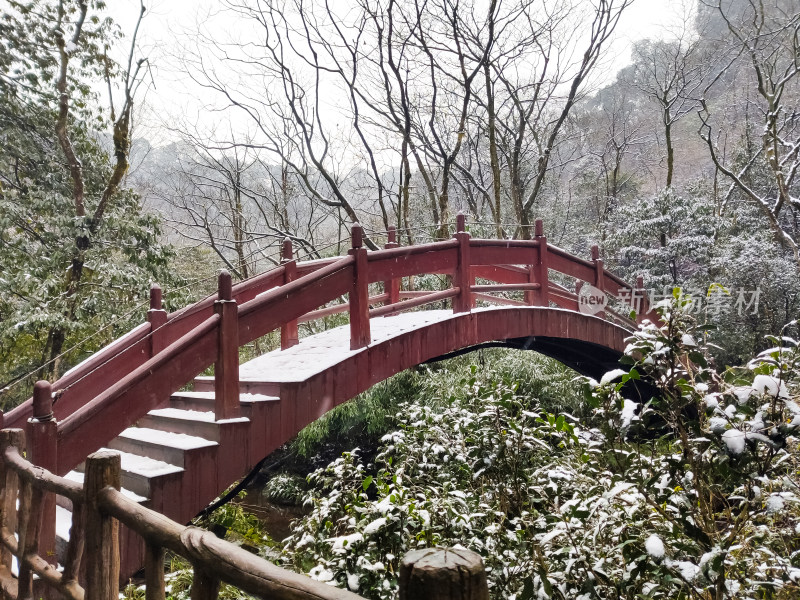 冬日，成都邛崃天台山雪景