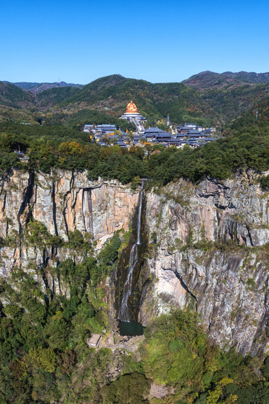 宁波奉化雪窦山雪窦寺弥勒大佛千丈岩