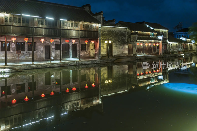 浙江湖州南浔古镇水乡百间楼夜景