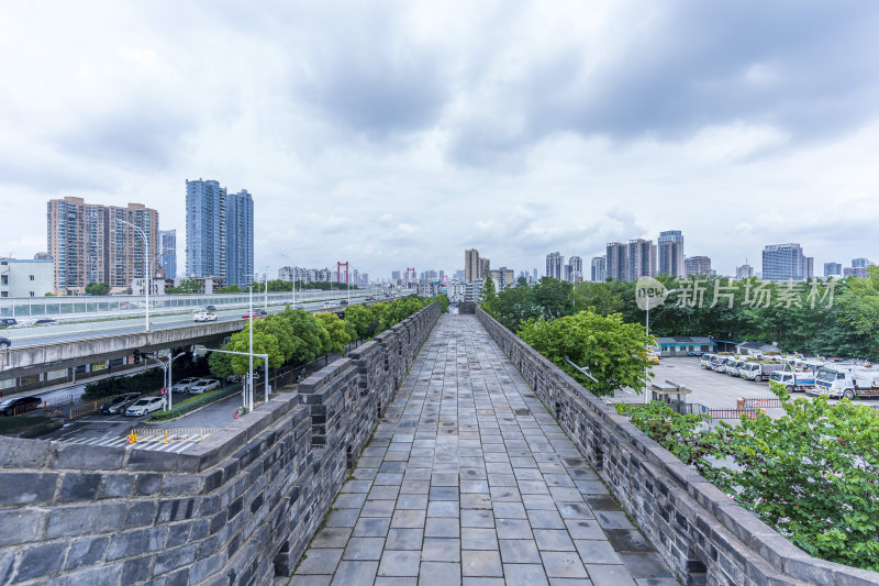 武汉武昌区楚望台遗址公园风景