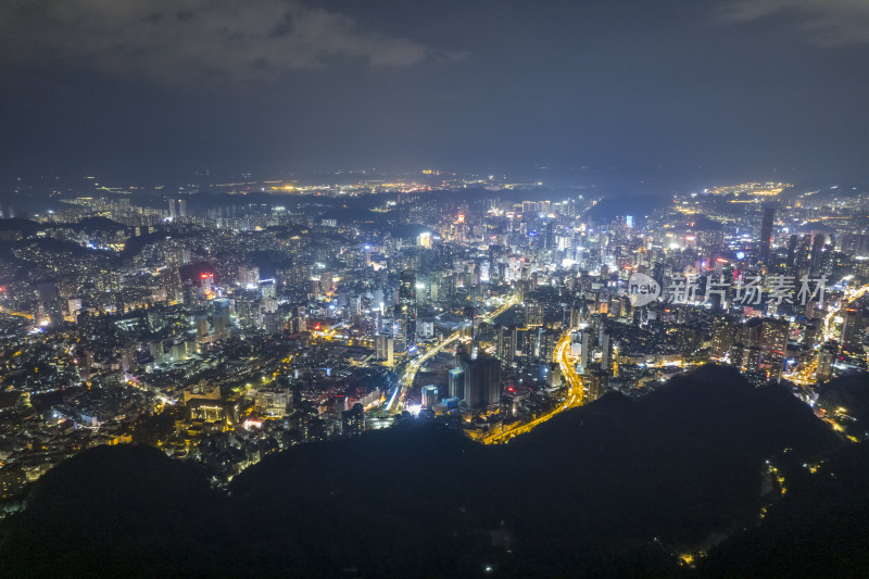 航拍贵阳老城区夜景