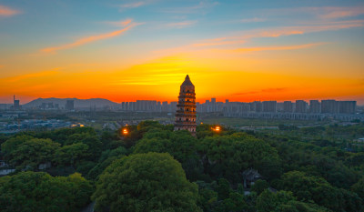 苏州虎丘山风景区日落航拍