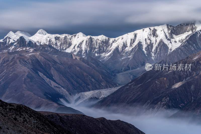 四川甘孜州子梅垭口云海贡嘎雪山日落日出