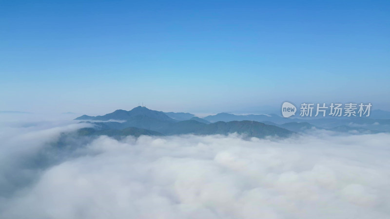 航拍自然风光大山云海蓝天