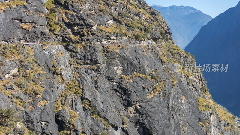 丽江虎跳峡高路徒步