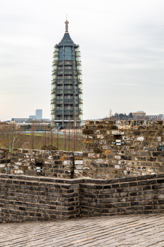 南京明城墙看大报恩寺塔