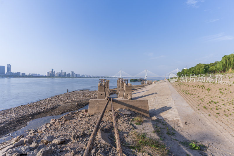 武汉武昌江滩风景