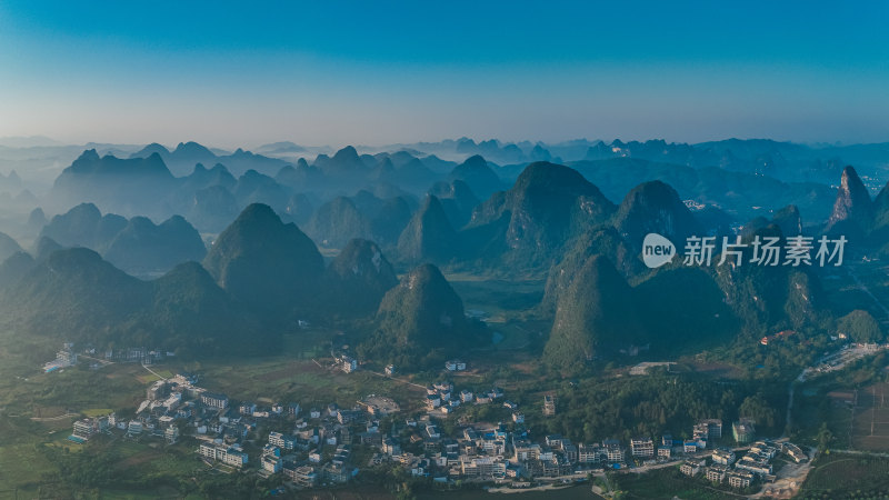 航拍广西桂林阳朔山水风光