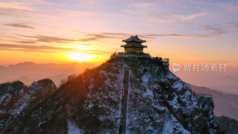 河南洛阳老君山雪景