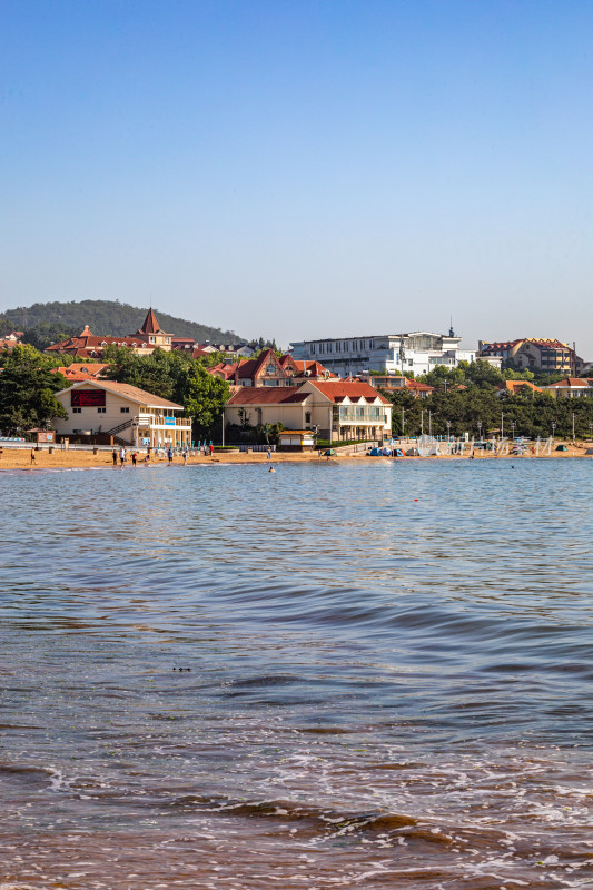 山东青岛第三海水浴场海滨海岸海滩海天景观