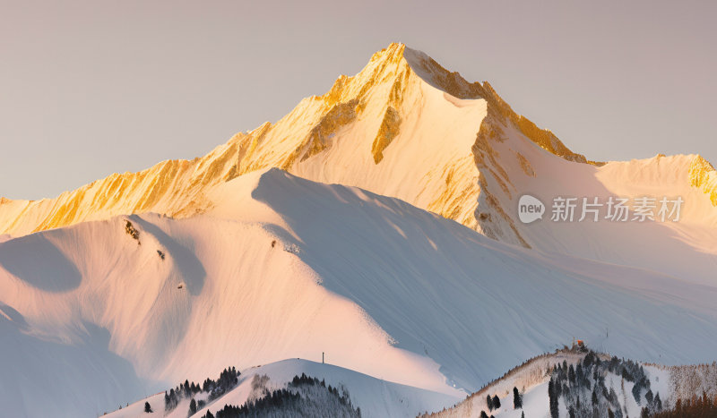 高原雪山山脉