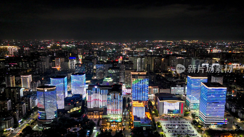 广东汕头时代广场万象城夜景灯光航拍图