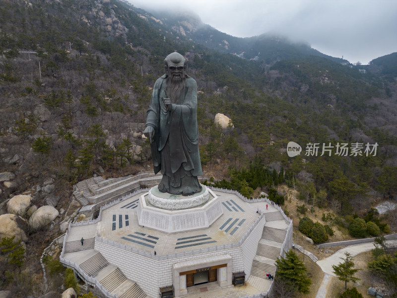 航拍崂山老子雕像景观