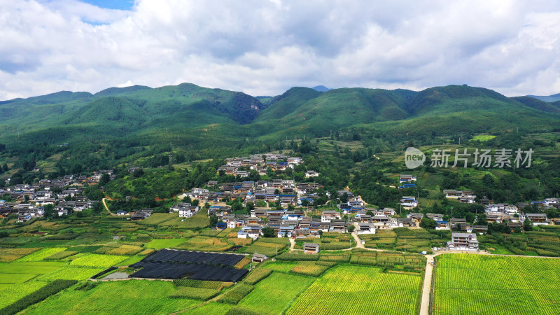 山间田野航拍