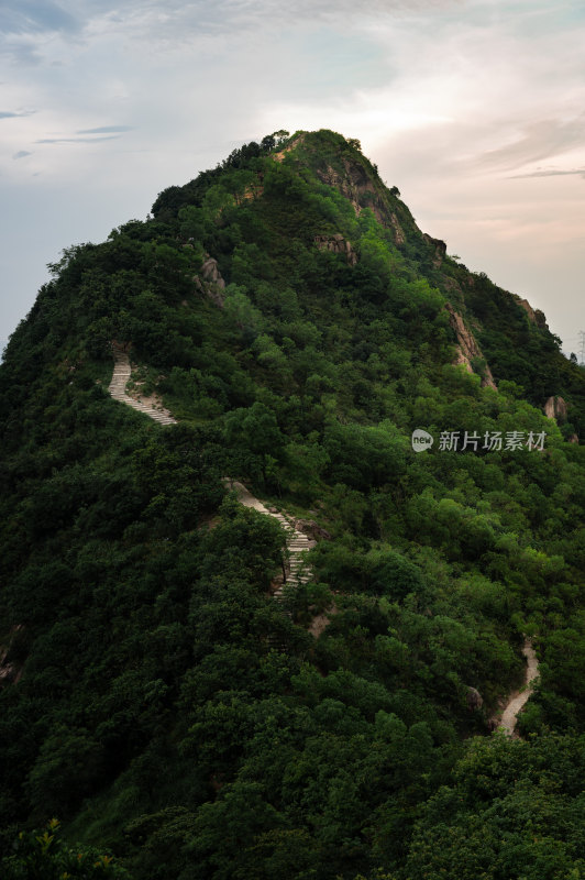 中山神湾丫髻山山顶风光