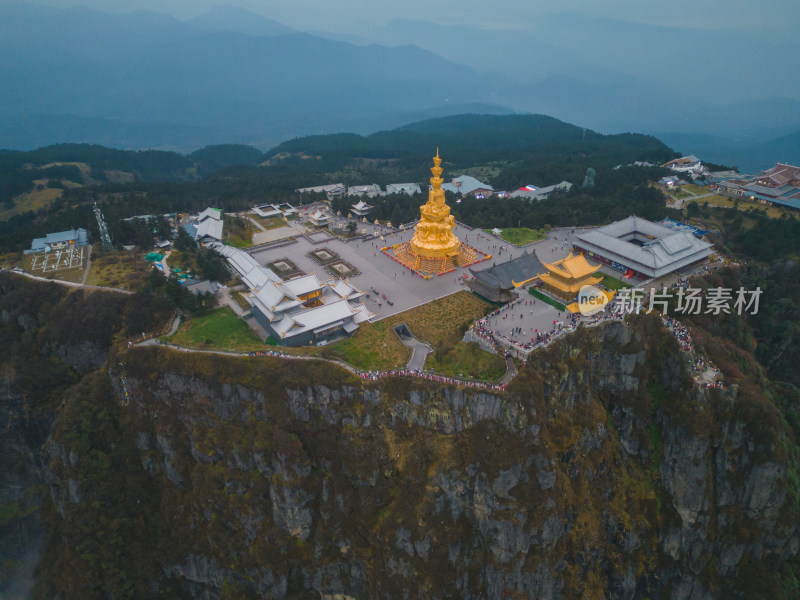 峨眉山金顶航拍