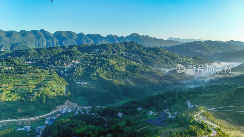 重庆酉阳：破晓时分的壮丽山河