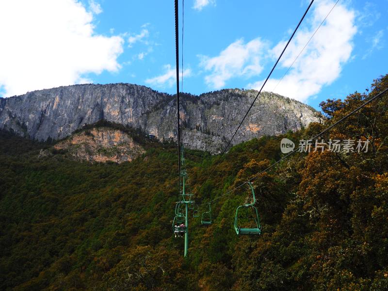 云南泸沽湖格姆女神山风景