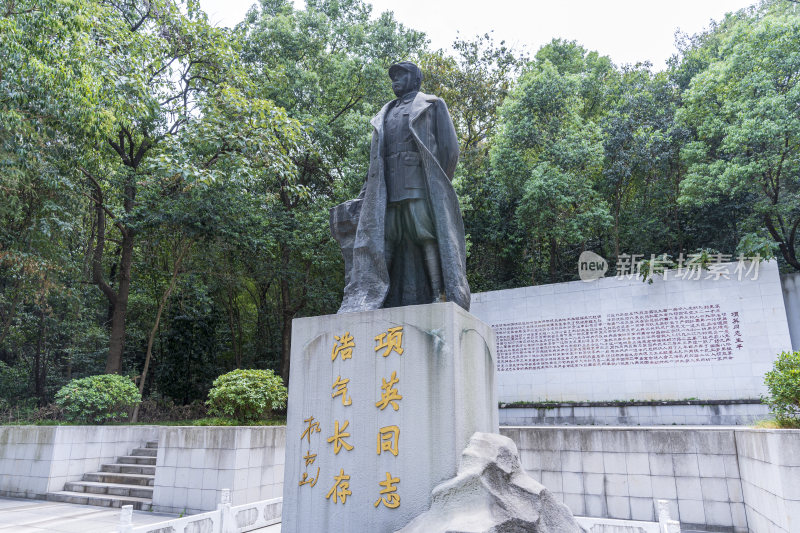 武汉江夏区熊廷弼公园项英广场风景