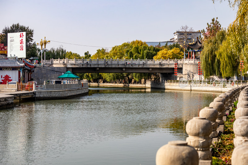 济宁老运河古运河城市河流景观城市建筑倒影