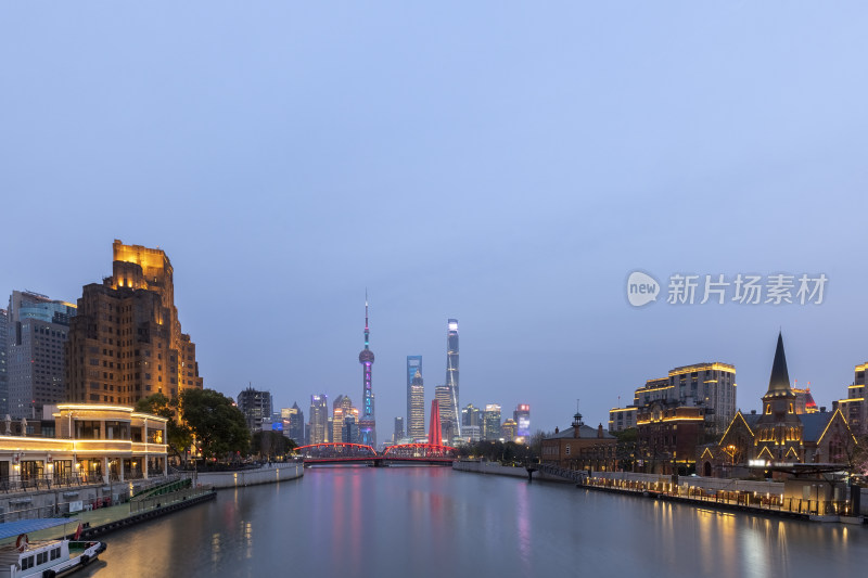上海浦东和浦西结合夜景