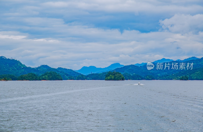 春日千岛湖风光