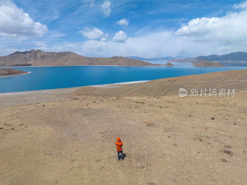 西藏山南羊卓雍措圣湖神湖蓝色高空航拍