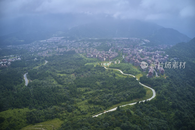 四川峨眉山洪雅半山七里坪度假村