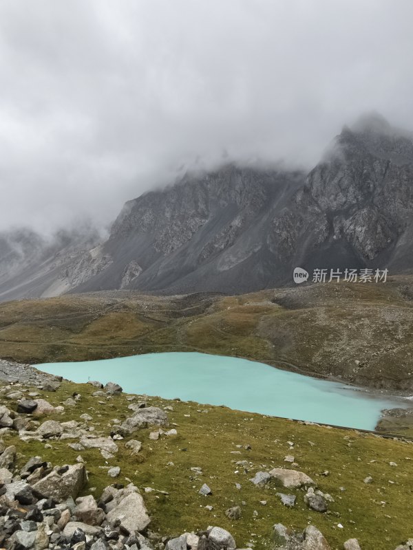 独库公路上的风景