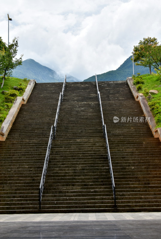 大理大学