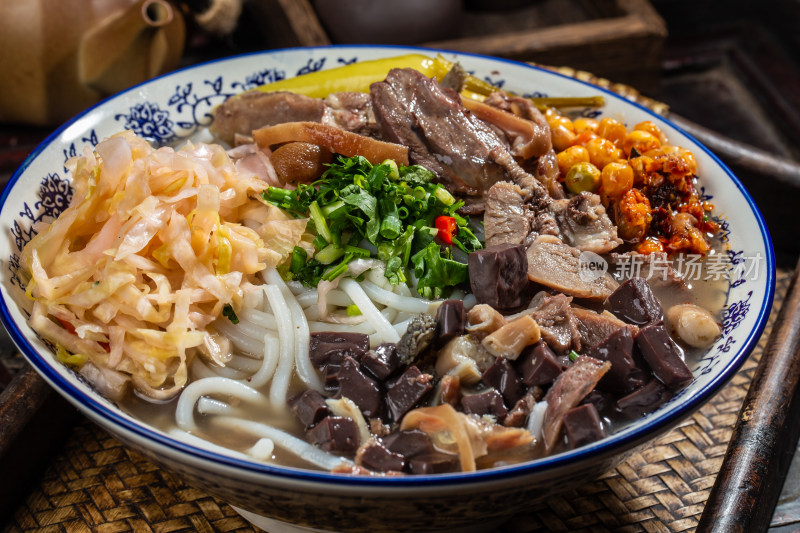 贵州羊肉粉美食