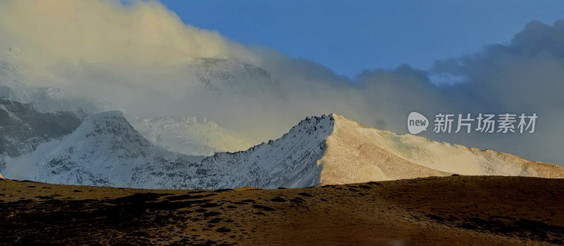 西藏阿里雪山夕阳风光