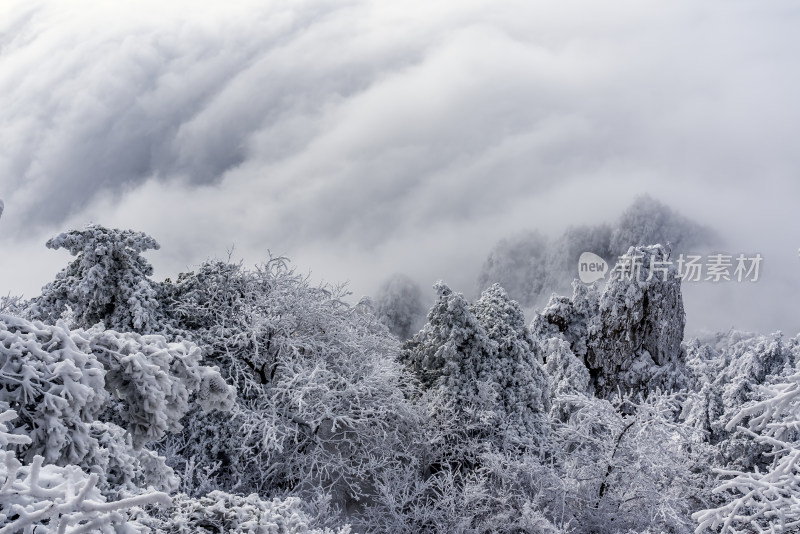 山川大雪云海大气航拍