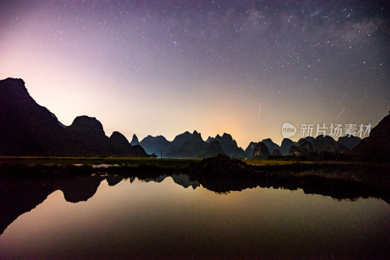 广西桂林山水星空