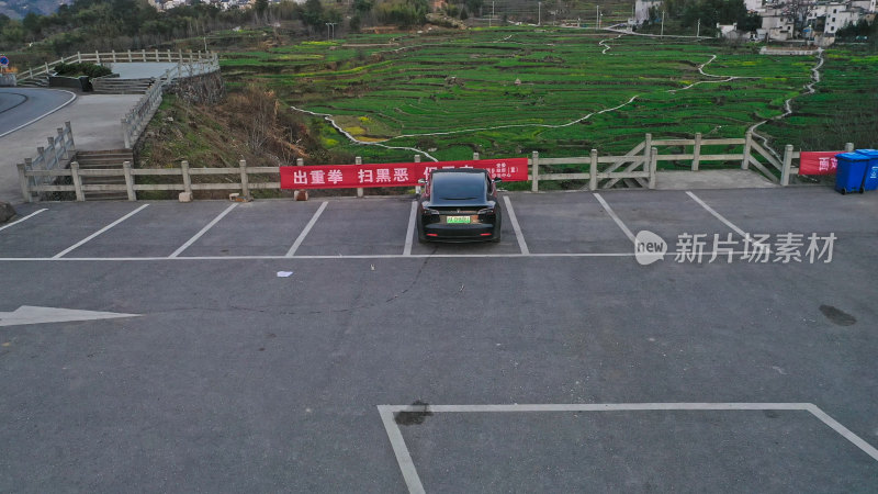 徽派建筑油菜花梯田航拍