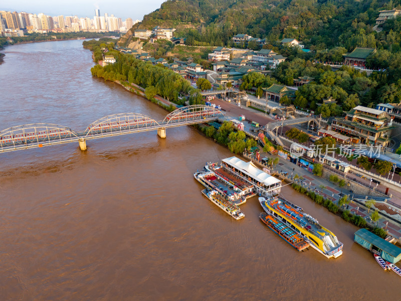 兰州城市建设黄河航拍图