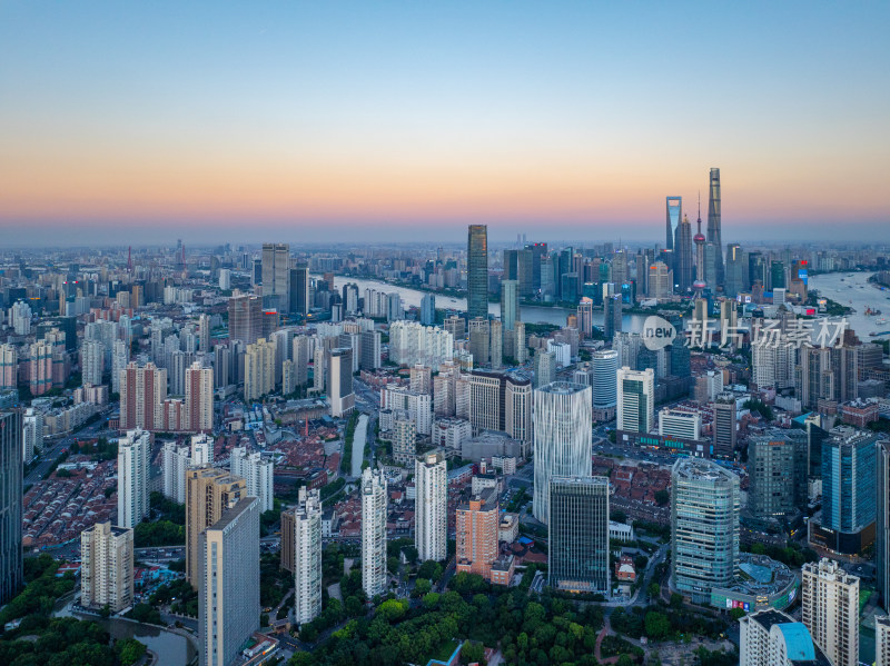 航拍上海现代都市摩天大楼陆家嘴外滩夜景