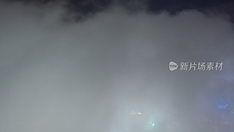 上海陆家嘴平流雾