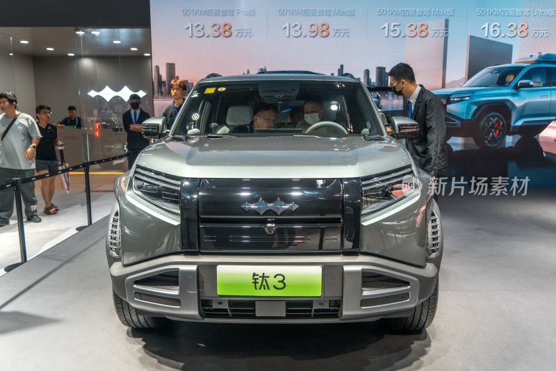 方程豹钛3新能源车型