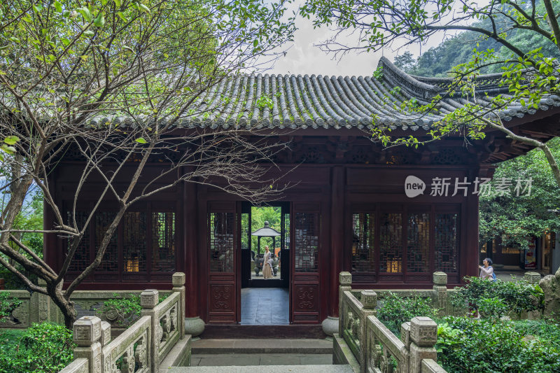 杭州飞来峰韬光寺古建筑风景